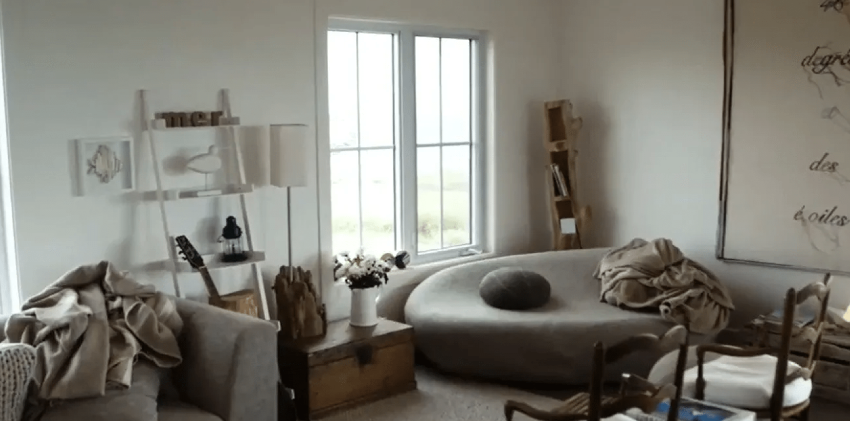 Visitez en images la sublime maison de Julie Snyder aux Îles-de-la-Madeleine 6 Visitez en images la sublime maison de Julie Snyder aux Îles-de-la-Madeleine Capture decran 2025 05 03 102243 Visitez en images la sublime maison de Julie Snyder aux Îles-de-la-Madeleine