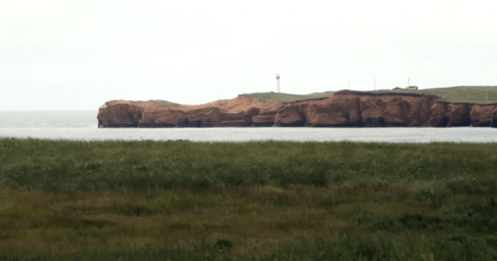 Visitez en images la sublime maison de Julie Snyder aux Îles-de-la-Madeleine 5 Visitez en images la sublime maison de Julie Snyder aux Îles-de-la-Madeleine Capture decran 2025 05 03 102322 Visitez en images la sublime maison de Julie Snyder aux Îles-de-la-Madeleine