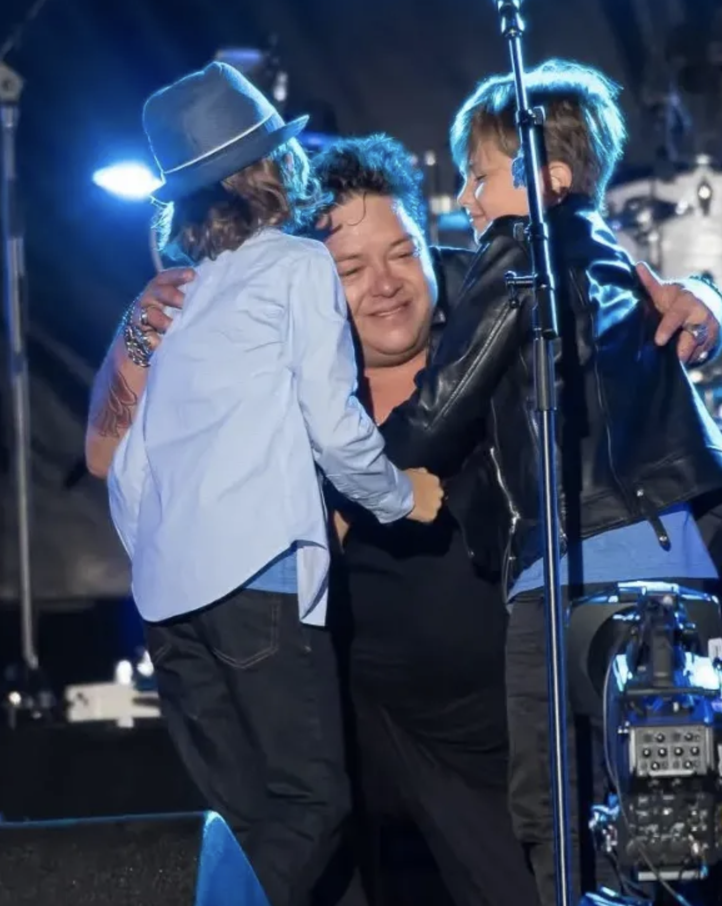 Capture decran le 2025 06 27 a 12.28.25 Découvrez des clichés inédits d’Éric Lapointe et de ses deux fils