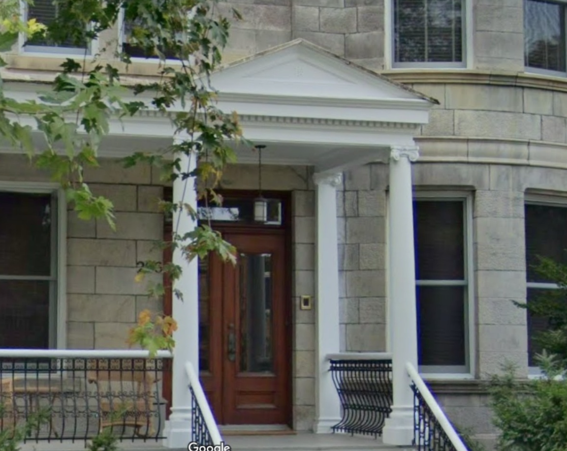 Capture decran 2025 07 28 051004 Marc Messier vend sa somptueuse maison à 3,35 M$ à Montréal après 25 ans : découvrez l'intérieur de cette perle architecturale