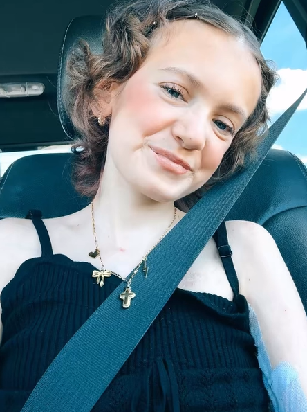 À 14 ans, la jeune Zuza qui a inspiré des millions dans son combat contre le cancer est partie 2 À 14 ans, la jeune Zuza qui a inspiré des millions dans son combat contre le cancer est partie Capture decran 2025 09 25 232714 À 14 ans, la jeune Zuza qui a inspiré des millions dans son combat contre le cancer est partie