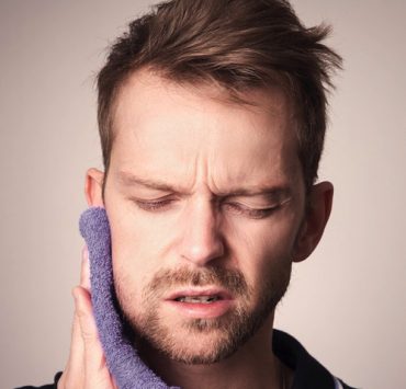 mal de dent 9 Remèdes Naturels Efficaces pour Soulager un Mal de Dents