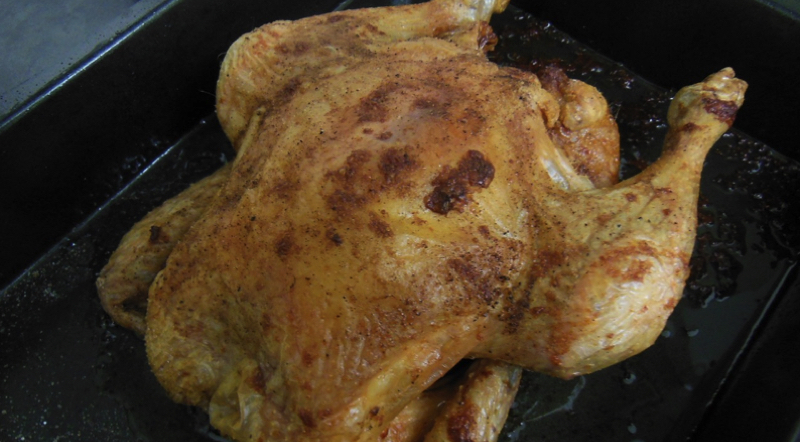 Couvrir ou ne pas couvrir le poulet au four : Quelle est la meilleure méthode ? 1 Couvrir ou ne pas couvrir le poulet au four : Quelle est la meilleure méthode ? doit on couvrir le poulet au four Couvrir ou ne pas couvrir le poulet au four : Quelle est la meilleure méthode ?