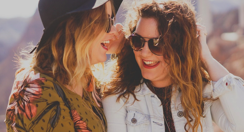 9 choses essentielles qui rendent les gens heureux 1 9 choses essentielles qui rendent les gens heureux etre 9 choses essentielles qui rendent les gens heureux