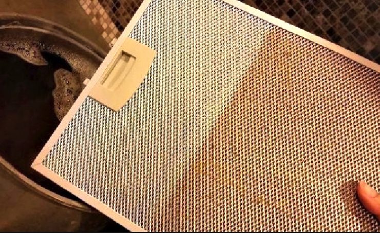nettoyer filtre hotte Comment nettoyer les filtres d'une hotte de cuisine ?