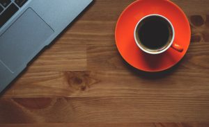 table bois nettoyer Comment nettoyer un meuble en bois très encrassé ?