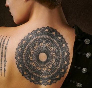 tatouage soleil Quels sont les motifs de tatouage les plus populaires ?
