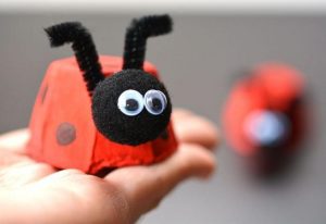 Quoi faire avec des boîtes d'oeufs vides ? 16 idées pour les réutiliser 4 Quoi faire avec des boîtes d'oeufs vides ? 16 idées pour les réutiliser boite oeuf bricolage Quoi faire avec des boîtes d'oeufs vides ? 16 idées pour les réutiliser