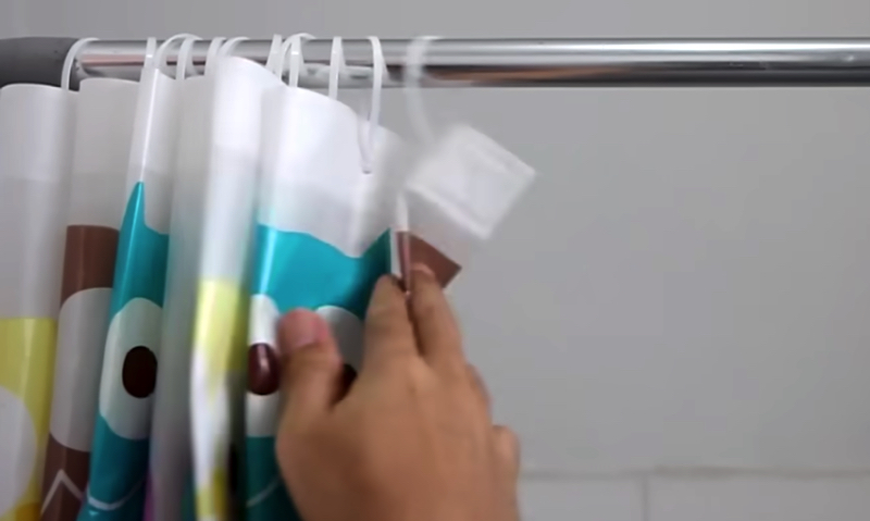 Comment laver les rideaux de douche en plastique ? 1 Comment laver les rideaux de douche en plastique ? comment laver rideau plastique Comment laver les rideaux de douche en plastique ?