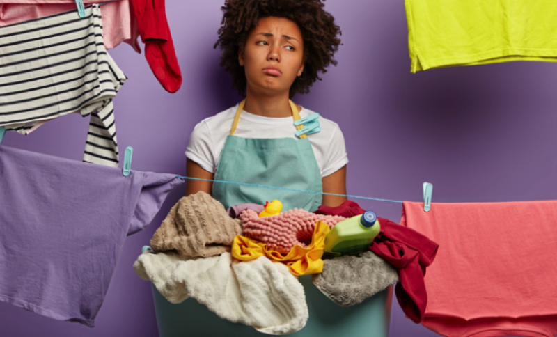 Pourquoi faut-il laver les vêtements à l'envers ? 1 Pourquoi faut-il laver les vêtements à l'envers ? laver linge a l envers astuce Pourquoi faut-il laver les vêtements à l'envers ?