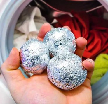 Pourquoi mettre des boules d'aluminium dans la machine à laver ? 2 Pourquoi mettre des boules d'aluminium dans la machine à laver ? boule alu machine a laver Pourquoi mettre des boules d'aluminium dans la machine à laver ?