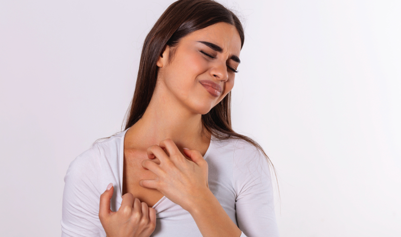 Comment calmer les démangeaisons de la peau naturellement ? 1 Comment calmer les démangeaisons de la peau naturellement ? comment calmer demangeaison Comment calmer les démangeaisons de la peau naturellement ?