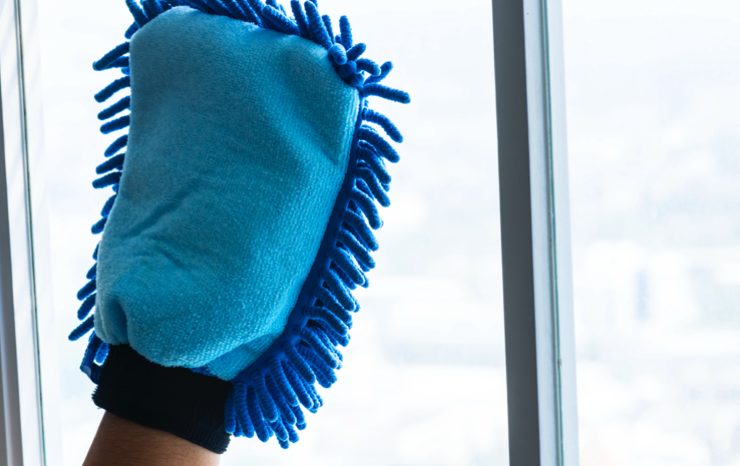 enlever poussiere chiffon micro fibre Quel est le meilleur moyen pour enlever la poussière ?