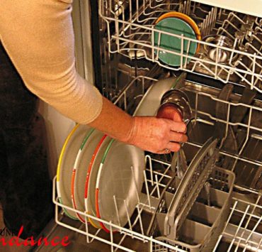 Lave-vaisselle bouché : est-ce que l'on peut mettre du déboucheur dans le lave-vaisselle ? 2 Lave-vaisselle bouché : est-ce que l'on peut mettre du déboucheur dans le lave-vaisselle ? lave vaisselle bouche deboucher produit Lave-vaisselle bouché : est-ce que l'on peut mettre du déboucheur dans le lave-vaisselle ?