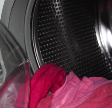 Comment prolonger la durée de vie d’une machine à laver ? 17 Comment prolonger la durée de vie d’une machine à laver ? machine a laver prolonger vie astuce Comment prolonger la durée de vie d’une machine à laver ?