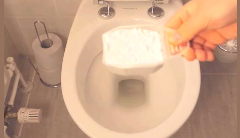 Pourquoi mettre de la farine dans les toilettes ? 1 Pourquoi mettre de la farine dans les toilettes ? mettre farine dans la toilette nettoyer Pourquoi mettre de la farine dans les toilettes ?