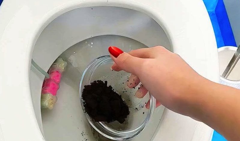 Pourquoi mettre du marc de café dans les toilettes ? 1 Pourquoi mettre du marc de café dans les toilettes ? mettre mac cafe toilette astuce nettoyer Pourquoi mettre du marc de café dans les toilettes ?