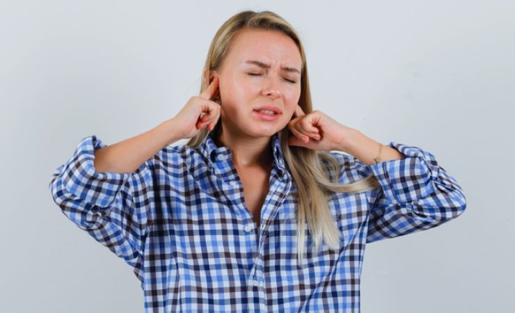 oreille bouche astuce Comment faire pour déboucher une oreille rapidement ?