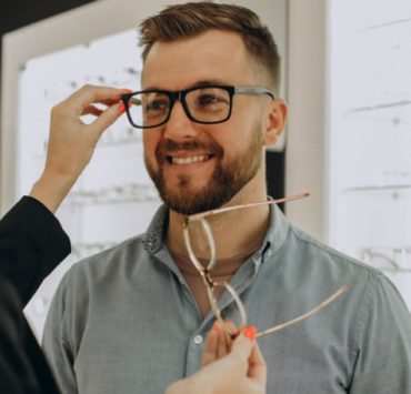 Quel est le prix moyen d'une monture de lunette ? 2 Quel est le prix moyen d'une monture de lunette ? prix moyen paire de lunette Quel est le prix moyen d'une monture de lunette ?