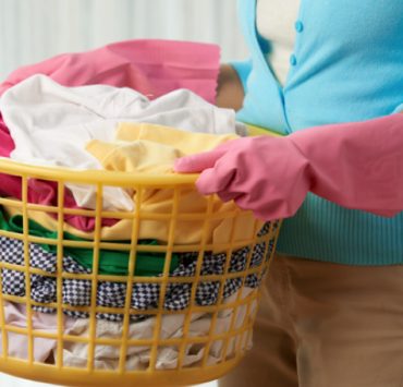 Pourquoi on devrait laver les sous-vêtements à la main ? 3 Pourquoi on devrait laver les sous-vêtements à la main ? laver sous vetement a la maisn astuce lavage Pourquoi on devrait laver les sous-vêtements à la main ?