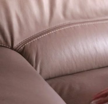 Pourquoi faut-il absolument nettoyer le cuir avec du lait ? 2 Pourquoi faut-il absolument nettoyer le cuir avec du lait ? nettoyer du cuir avec du lait Pourquoi faut-il absolument nettoyer le cuir avec du lait ?