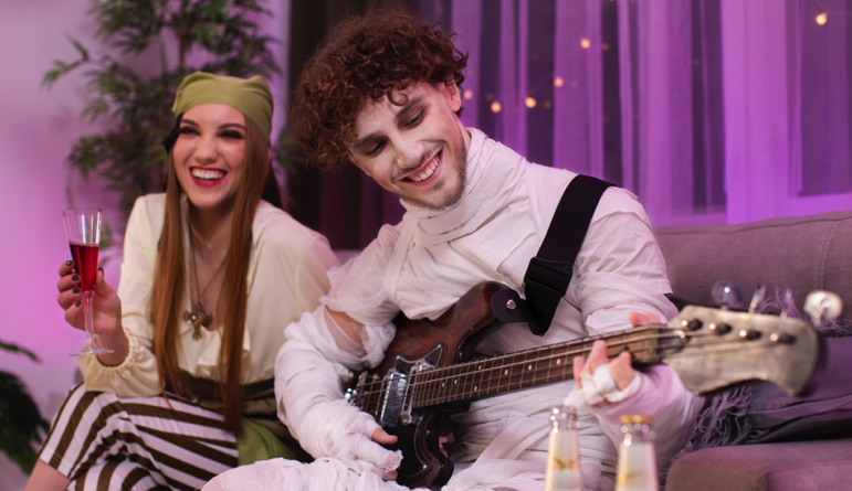 Comment fêter Noël de façon originale ? 2 Comment fêter Noël de façon originale ? original concert noel deguisement noel Comment fêter Noël de façon originale ?