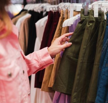 Quelles couleurs porter pour paraître plus mince ? 2 Quelles couleurs porter pour paraître plus mince ? quelle couleur porter pour etre mince Quelles couleurs porter pour paraître plus mince ?