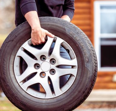 vieux pneu pourquoi acheter Pourquoi il ne faut jamais acheter des pneus usagés ?