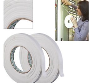 calfeutrer porte Comment réchauffer une maison sans augmenter la facture de chauffage ?