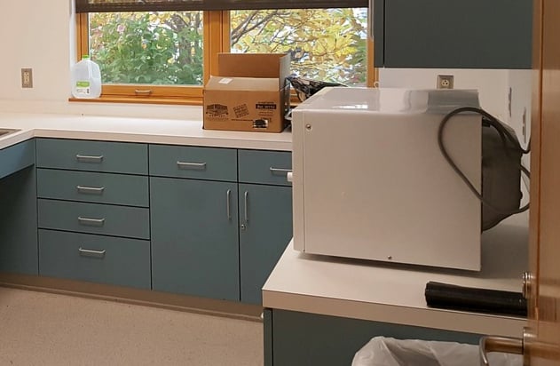 Quels sont les trois appareils à débrancher le soir pour réduire sa facture d'électricité ? 4 Quels sont les trois appareils à débrancher le soir pour réduire sa facture d'électricité ? four micro ondes Quels sont les trois appareils à débrancher le soir pour réduire sa facture d'électricité ?