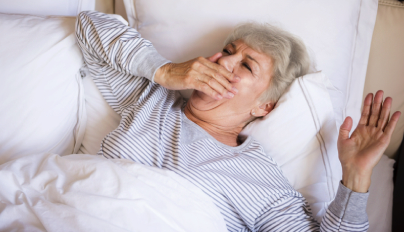 personne agees sommeil Pourquoi les personnes âgées dorment moins ?