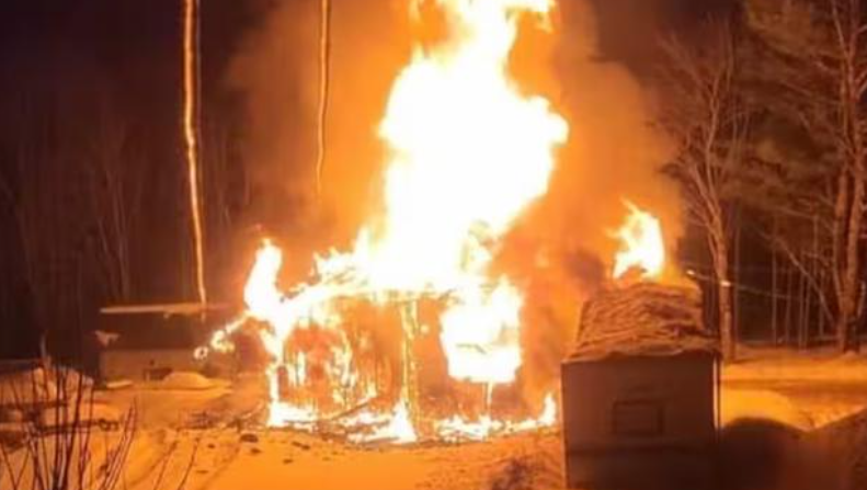 Lanaudière: six proches emportés par les flammes, un grand-père appelle à la vigilance 1 Lanaudière: six proches emportés par les flammes, un grand-père appelle à la vigilance Capture decran 2024 03 27 130618 Lanaudière: six proches emportés par les flammes, un grand-père appelle à la vigilance