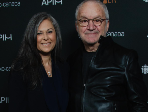 Michel Barrette pose avec sa douce au Gala Les Olivier et ils rayonnent d'amour 3 Michel Barrette pose avec sa douce au Gala Les Olivier et ils rayonnent d'amour Capture decran 2024 03 27 232558 1 Michel Barrette pose avec sa douce au Gala Les Olivier et ils rayonnent d'amour