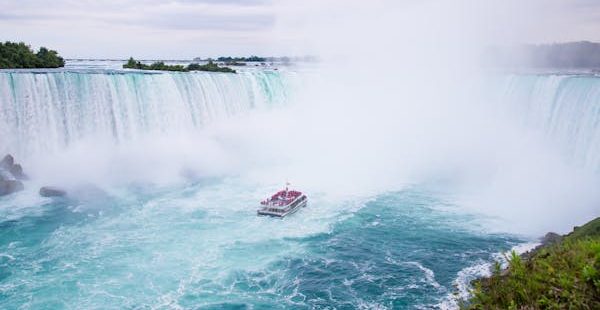 Niagara Falls déclare l'état d'urgence à quelques jours de l'éclipse 1 Niagara Falls déclare l'état d'urgence à quelques jours de l'éclipse pexels photo 5220005 e1711901981873 Niagara Falls déclare l'état d'urgence à quelques jours de l'éclipse