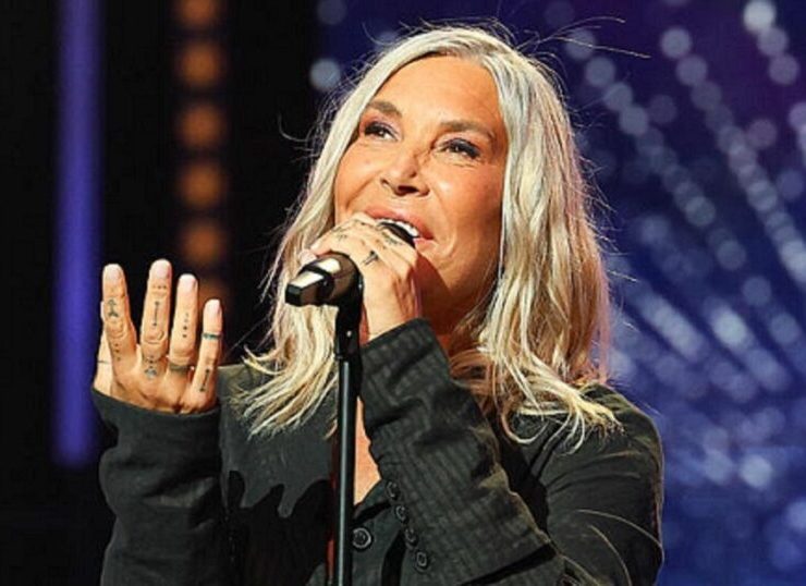 2246401 w1200h630c1cx656cy205cxt0cyt0cxb1302cyb630 1024x538 1 sa demeure incroyable dans le 20e arrondissement de Paris est une ancienne fabrique (elle l'a transformée de A à Z)