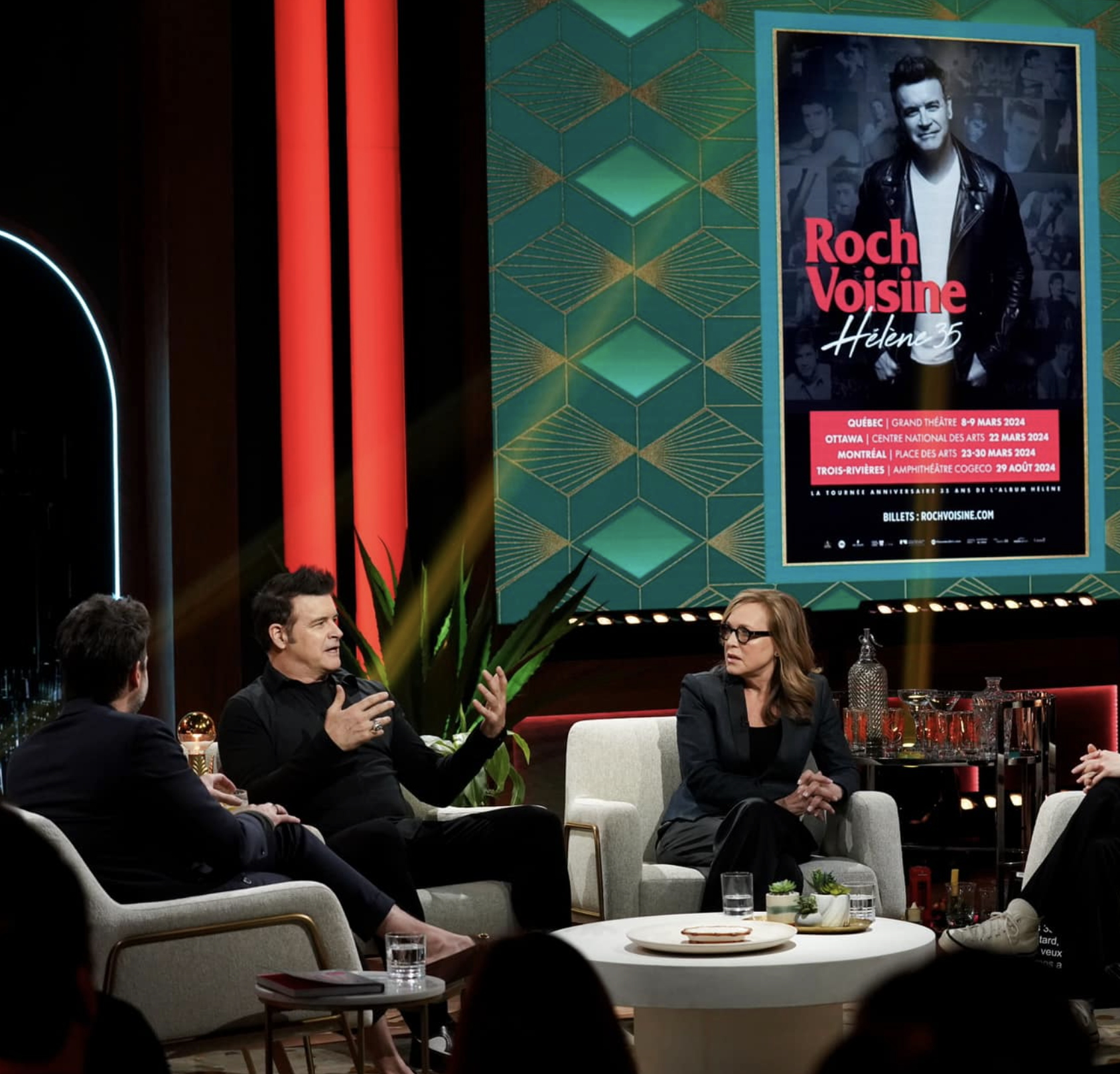 Capture decran le 2024 04 24 a 12.53.41 Le look de Sophie Prégent à Bonsoir Bonsoir fait sensation