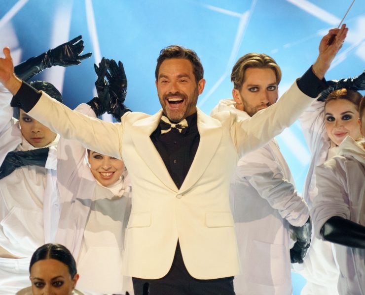 chanteurmasquerrr "Chanteurs masqués" : Découvrez le nouveau remplaçant officiel de Guillaume Lemay-Thivierge