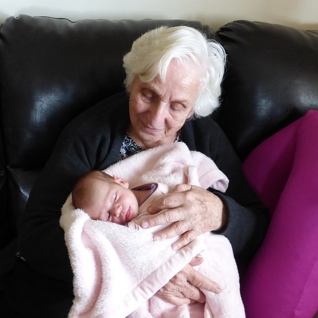 Ma mère demande 20.00 $ de l'heure pour garder mon bébé et je suis sidéré 1 Ma mère demande 20.00 $ de l'heure pour garder mon bébé et je suis sidéré infant 1052620 640 Ma mère demande 20.00 $ de l'heure pour garder mon bébé et je suis sidéré