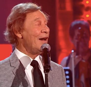 Jean-Pierre Ferland recevra des funérailles nationales 3 Jean-Pierre Ferland recevra des funérailles nationales jean pierre ferland en direct de lunivers Jean-Pierre Ferland recevra des funérailles nationales