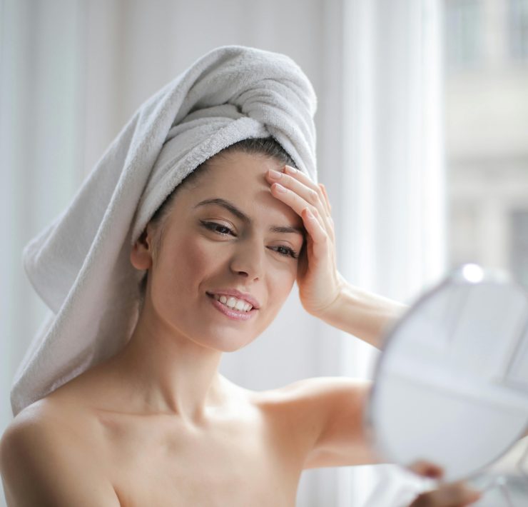 pexels olly 3764019 Paraître Plus Jeune en 12 Astuces Simples pour Tous les Jours