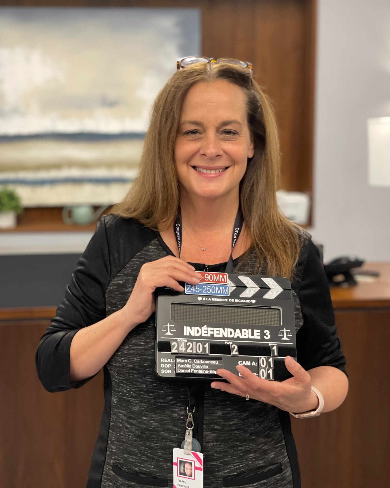 438255199 427288506719899 264966636071638852 n Indéfendable dévoile un avant-goût de sa saison 3 en tournage