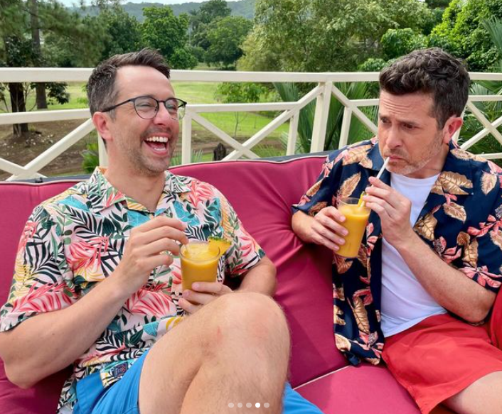 Jean-Philippe Dion et Alexandre Barrette taquinent les campeurs de 'Sortez-moi d'ici'! 3 Jean-Philippe Dion et Alexandre Barrette taquinent les campeurs de 'Sortez-moi d'ici'! Capture decran 2024 05 07 125920 Jean-Philippe Dion et Alexandre Barrette taquinent les campeurs de 'Sortez-moi d'ici'!