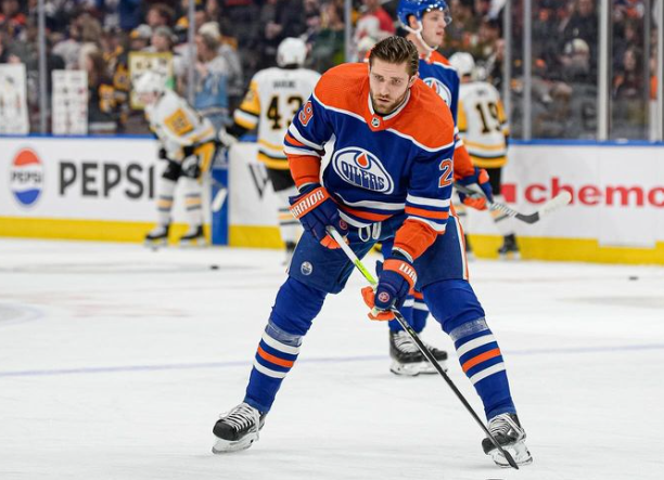 Leon Draisaitl envisage-t-il de rejoindre Montréal ? 1 Leon Draisaitl envisage-t-il de rejoindre Montréal ? Capture decran 2024 05 22 110834 e1716391052876 Leon Draisaitl envisage-t-il de rejoindre Montréal ?