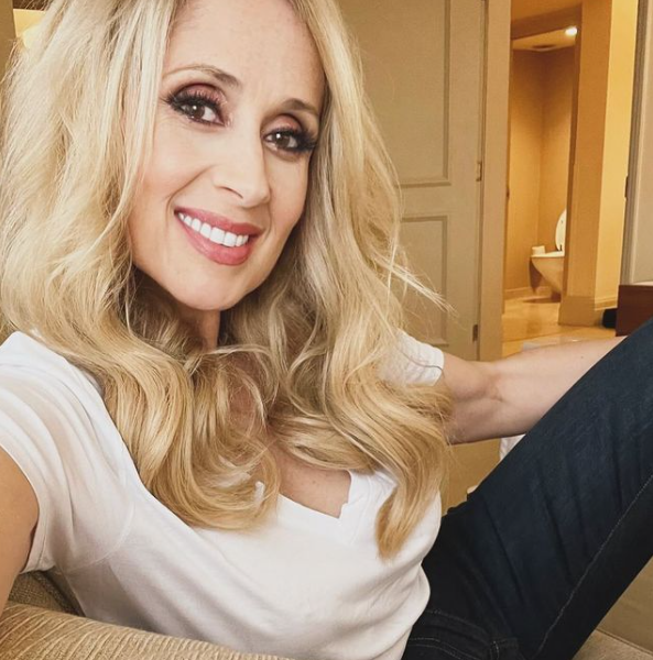 Capture decran 2024 05 25 090827 Lara Fabian annonce une mauvaise nouvelle dans sa vie personnelle
