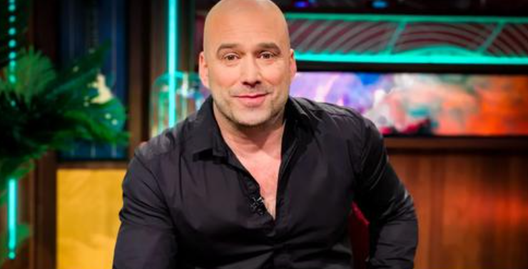 Capture decran 2024 05 26 183249 Daniel Corbin surprend avec un nouveau look et les réactions sont partagées