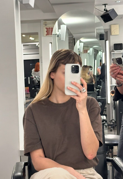 Catherine St-Laurent Change de Look : Avant et Après sa Transformation Blonde 3 Catherine St-Laurent Change de Look : Avant et Après sa Transformation Blonde Capture decran 2024 05 27 192344 Catherine St-Laurent Change de Look : Avant et Après sa Transformation Blonde