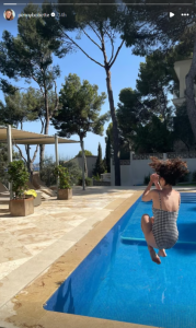 Capture decran 2024 05 28 061644 Karine Gonthier-Hyndman rayonne en maillot durant ses vacances en Europe