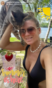 Marie-Christine Lavoie profite des plans d'eau et publie des photos 2 Marie-Christine Lavoie profite des plans d'eau et publie des photos Capture decran 2024 05 28 123615 Marie-Christine Lavoie profite des plans d'eau et publie des photos