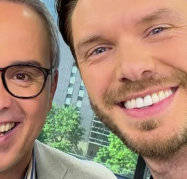 Martin Vachon envoie un message émouvant à Gino Chouinard après leur dernière chronique ensemble 2 Martin Vachon envoie un message émouvant à Gino Chouinard après leur dernière chronique ensemble Capture decran 2024 05 30 173710 Martin Vachon envoie un message émouvant à Gino Chouinard après leur dernière chronique ensemble