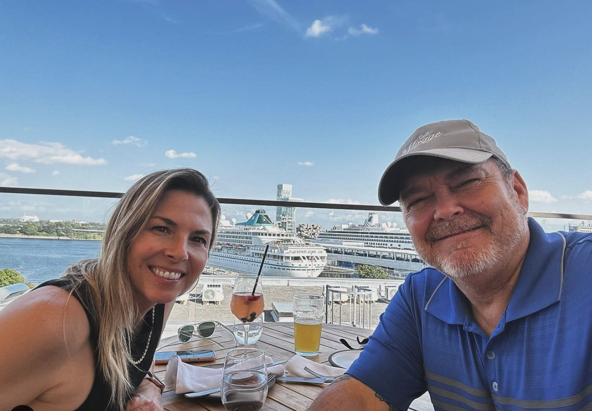 Jean-Michel Anctil demande son amoureuse en mariage 1 Jean-Michel Anctil demande son amoureuse en mariage Capture decran le 2024 05 22 a 09.36.43 Jean-Michel Anctil demande son amoureuse en mariage